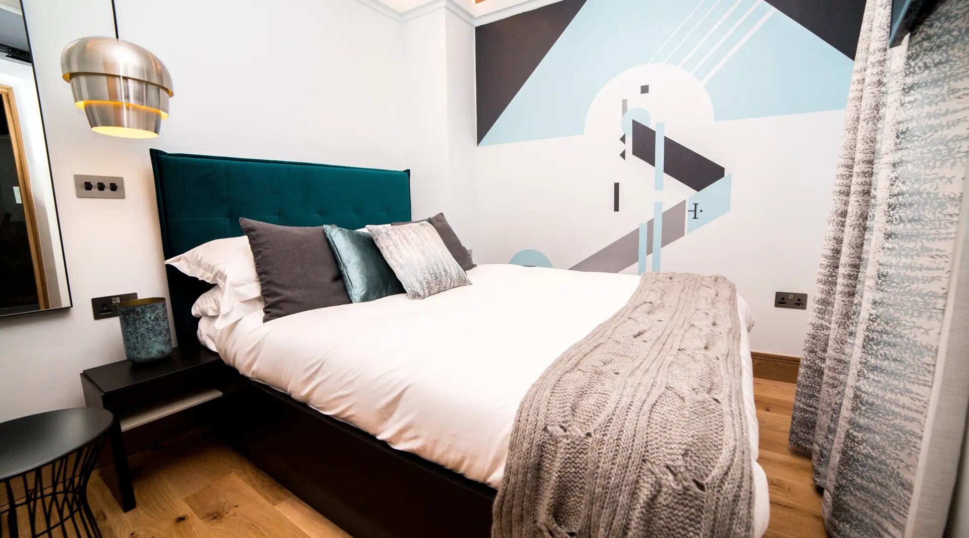 No. 2 Luxury Double Room image
