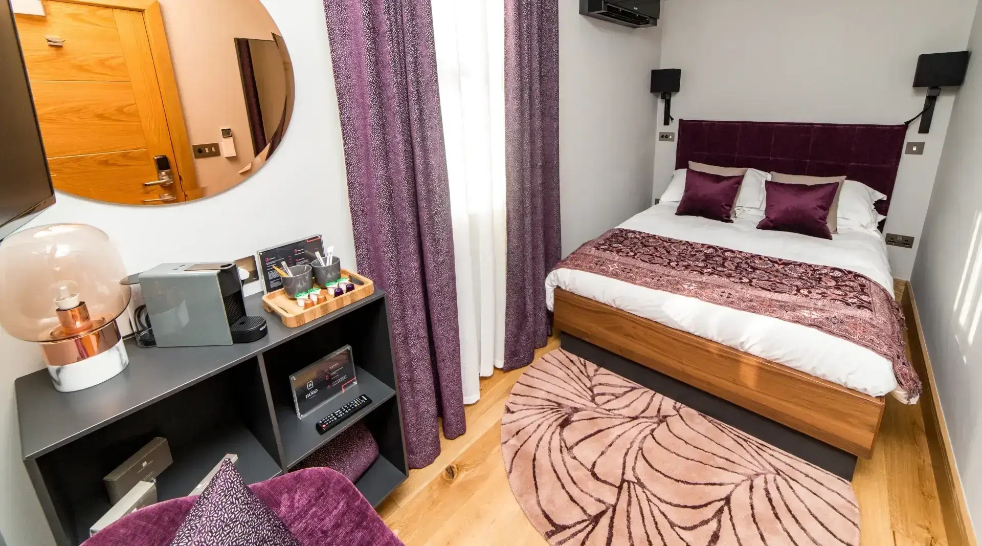 No. 3 Luxury Double Room image